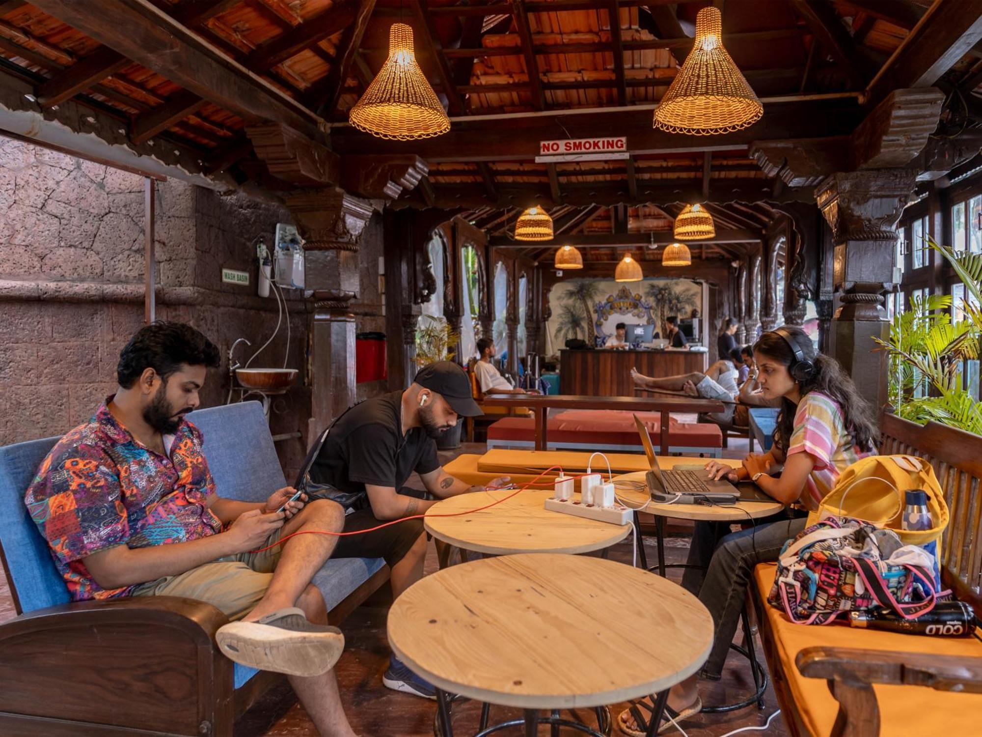 Madpackers Goa Anjuna - Bar מראה חיצוני תמונה
